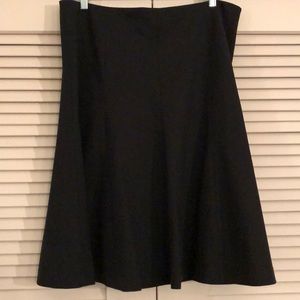 Banana Republic stretch tulip skirt💎